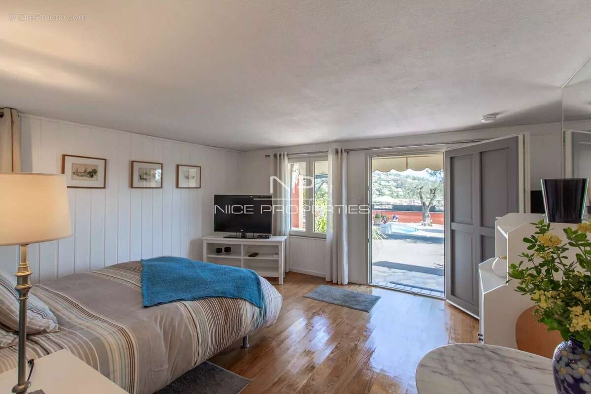 Maison à SAINT-JEANNET