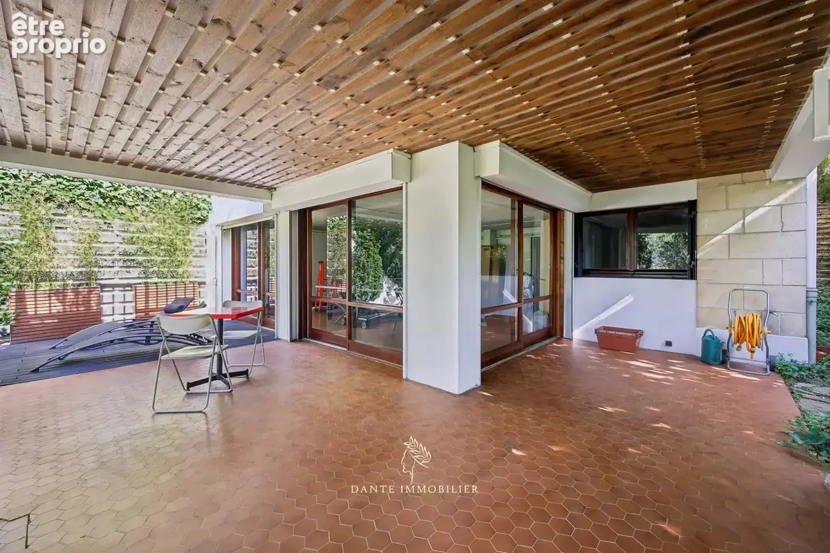 Maison d’architecte familiale avec jardin, terrasses et vue dégagée - photo 16