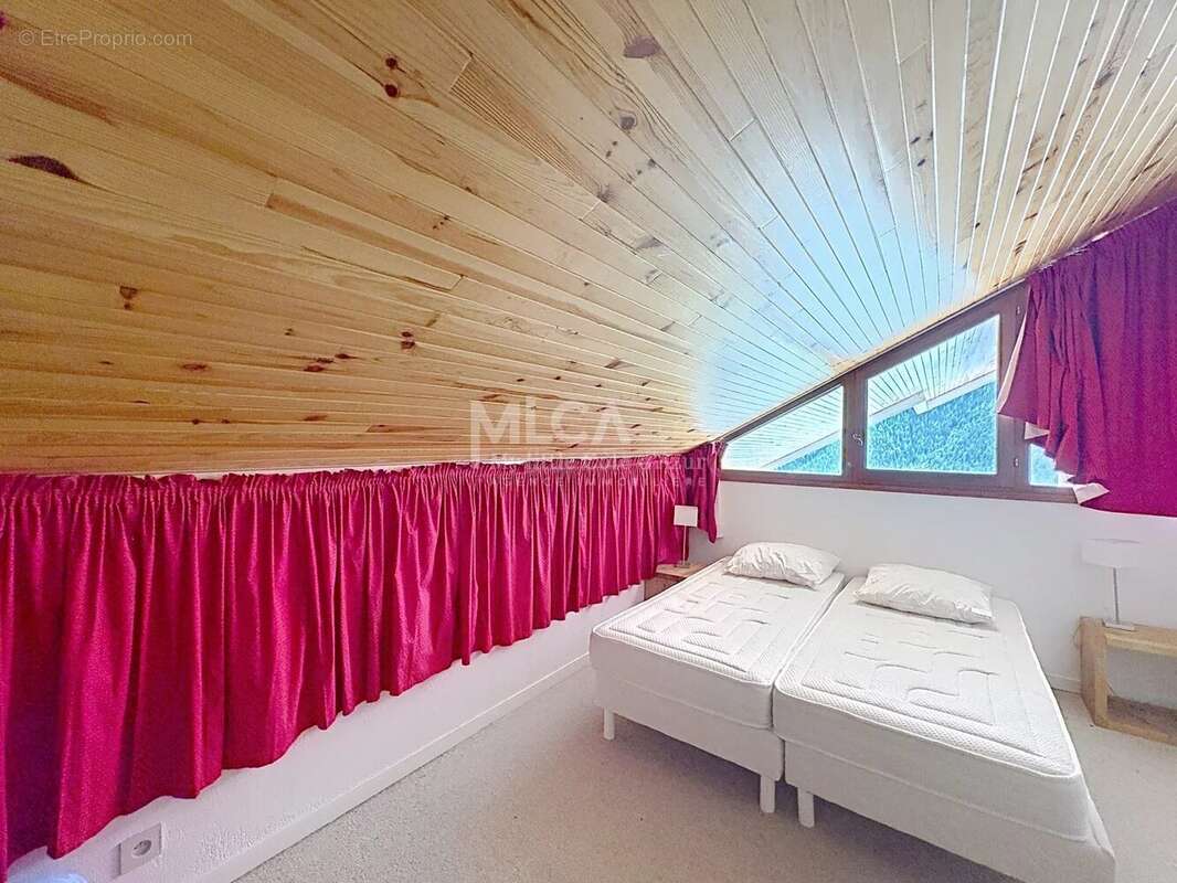 Appartement à SAINT-ETIENNE-DE-TINEE