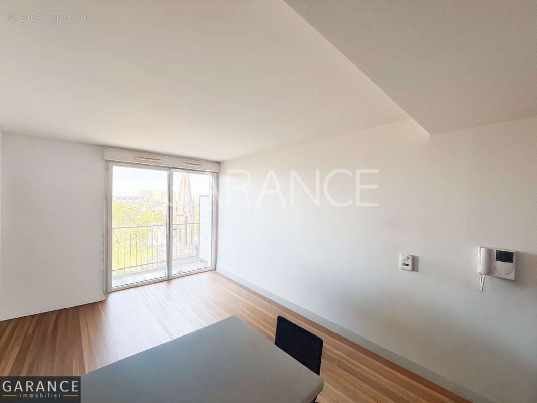 Appartement 38 m² à Paris-14e  - photo 2