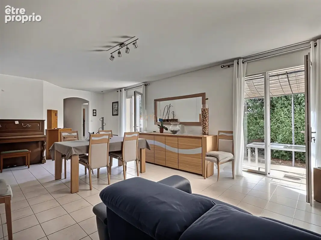 Maison 4 pièces 96 m² à vendre à Trets (13530) - photo 2