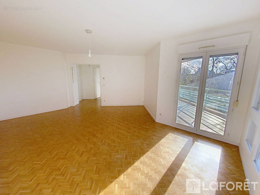 Appartement à CALUIRE-ET-CUIRE