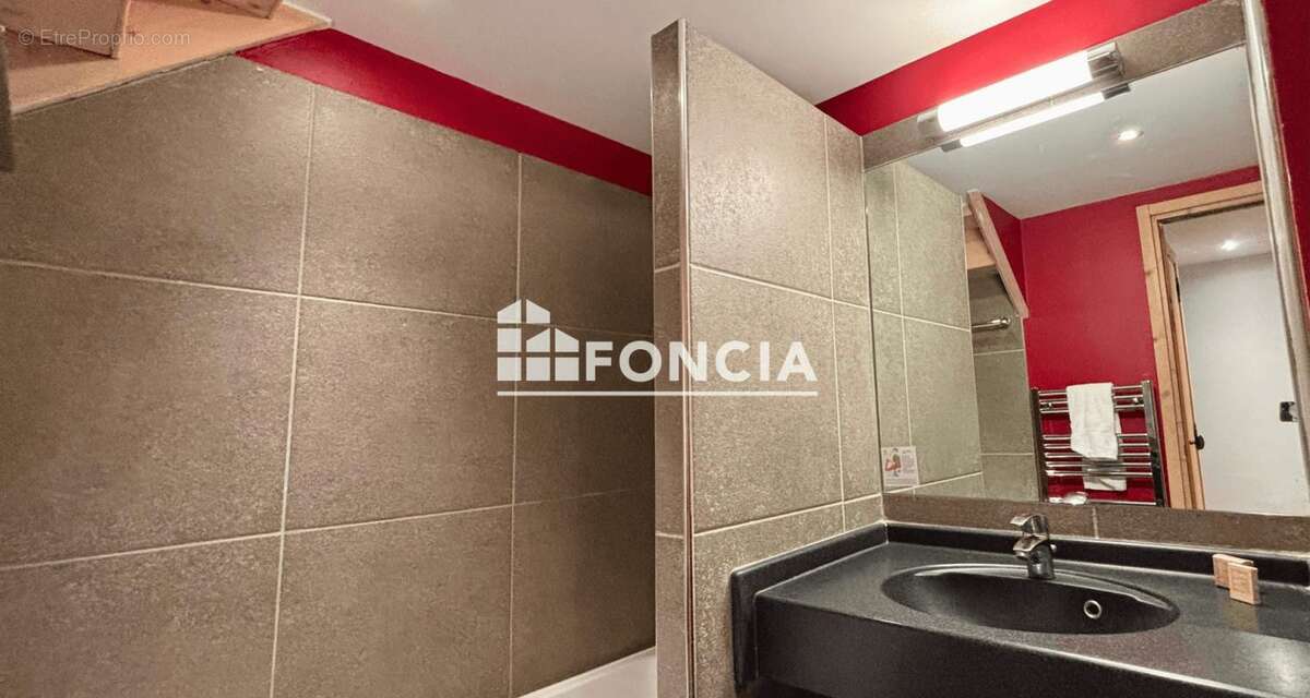 Appartement à LES ALLUES