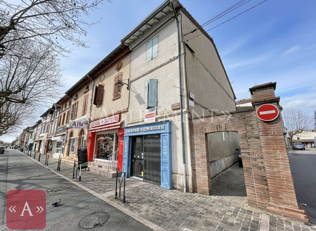 Maison à SAINT-SULPICE
