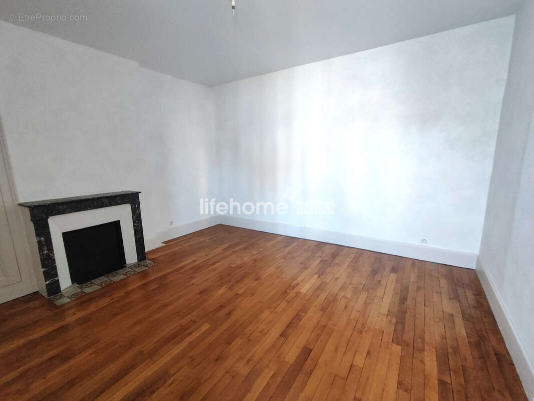 Maison 194 m² à Chateauroux  - photo 7