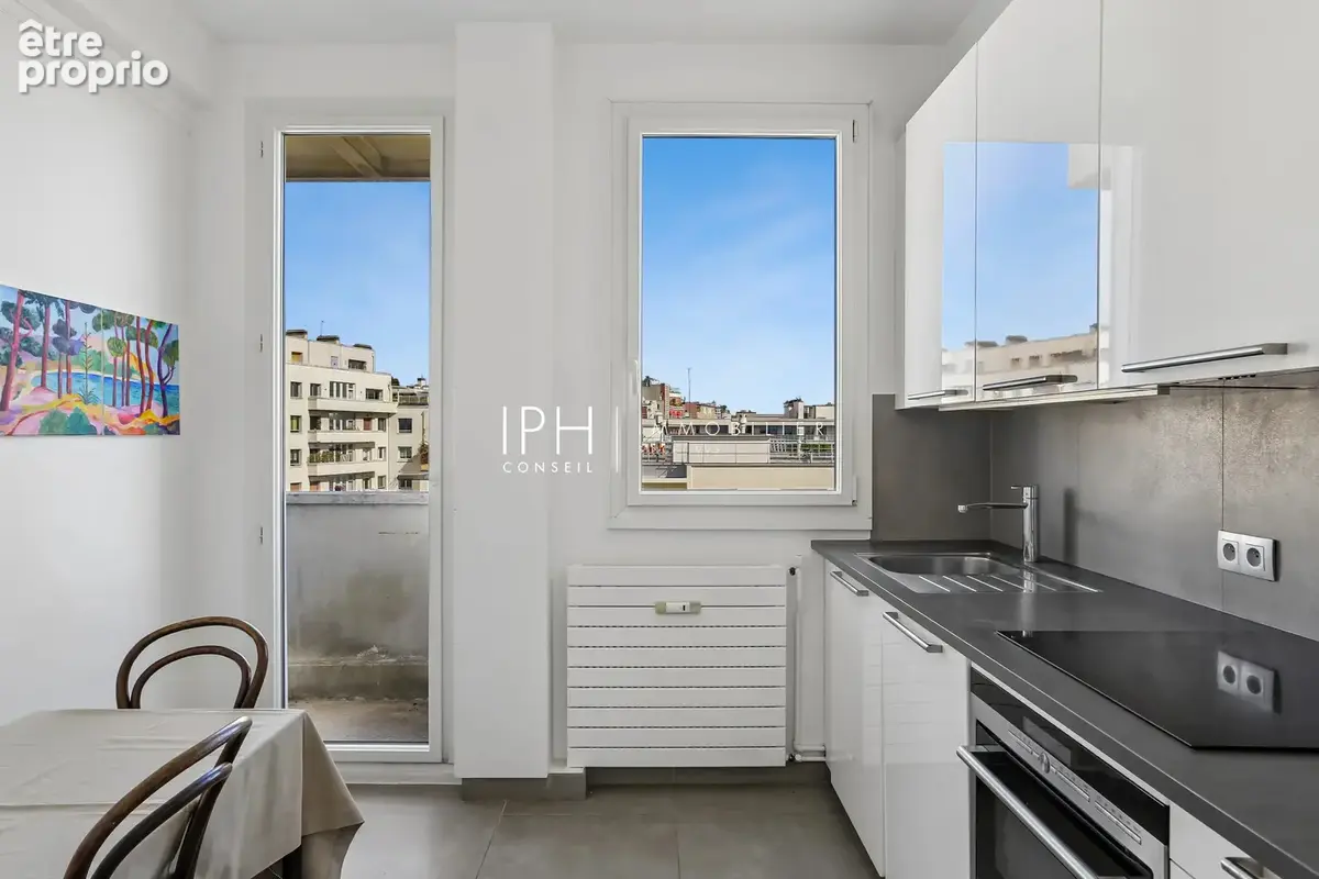 Paris 16ème / Muette : appartement lumineux en étage élevé - photo 12