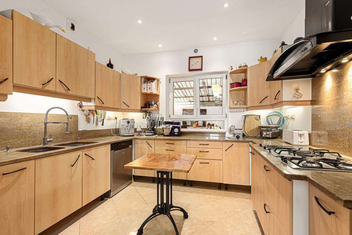 Appartement à LE CANNET