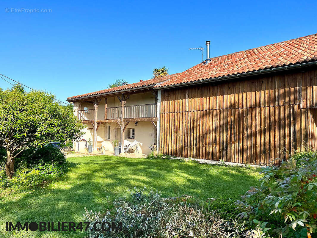 Maison à CASTELMORON-SUR-LOT