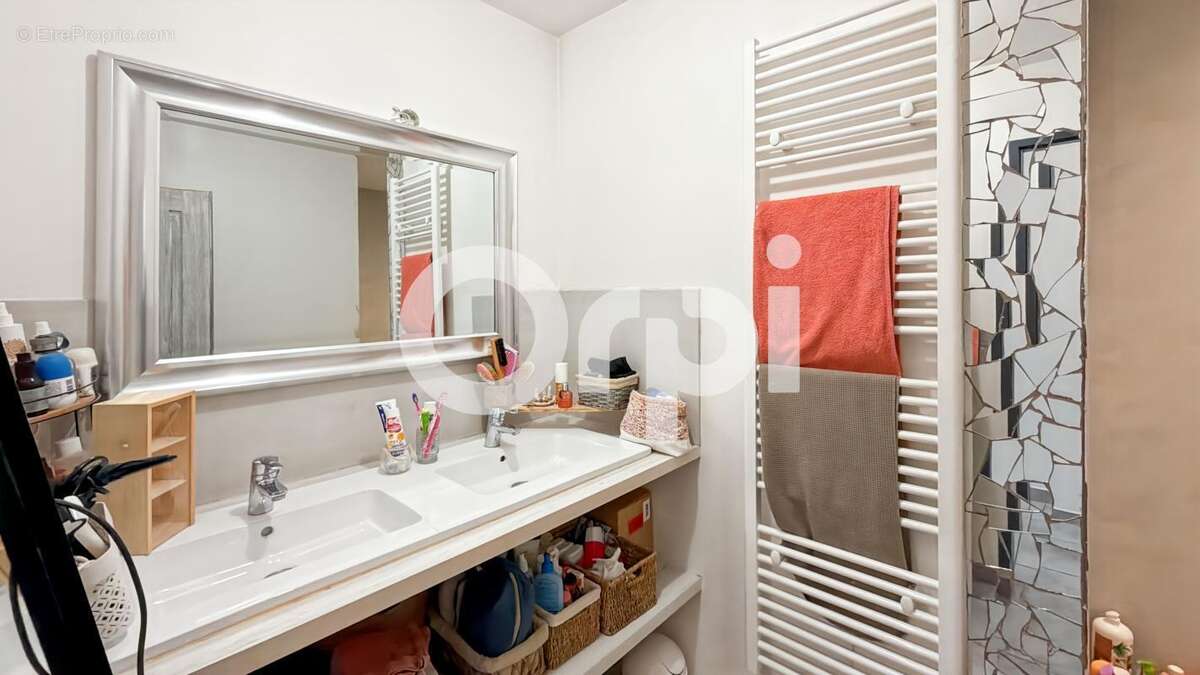 Appartement à LABEGUDE