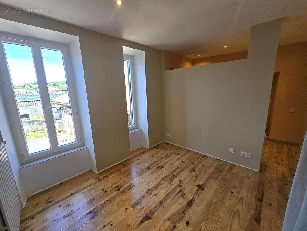 Maison 172 m² à Eymeux  - photo 8
