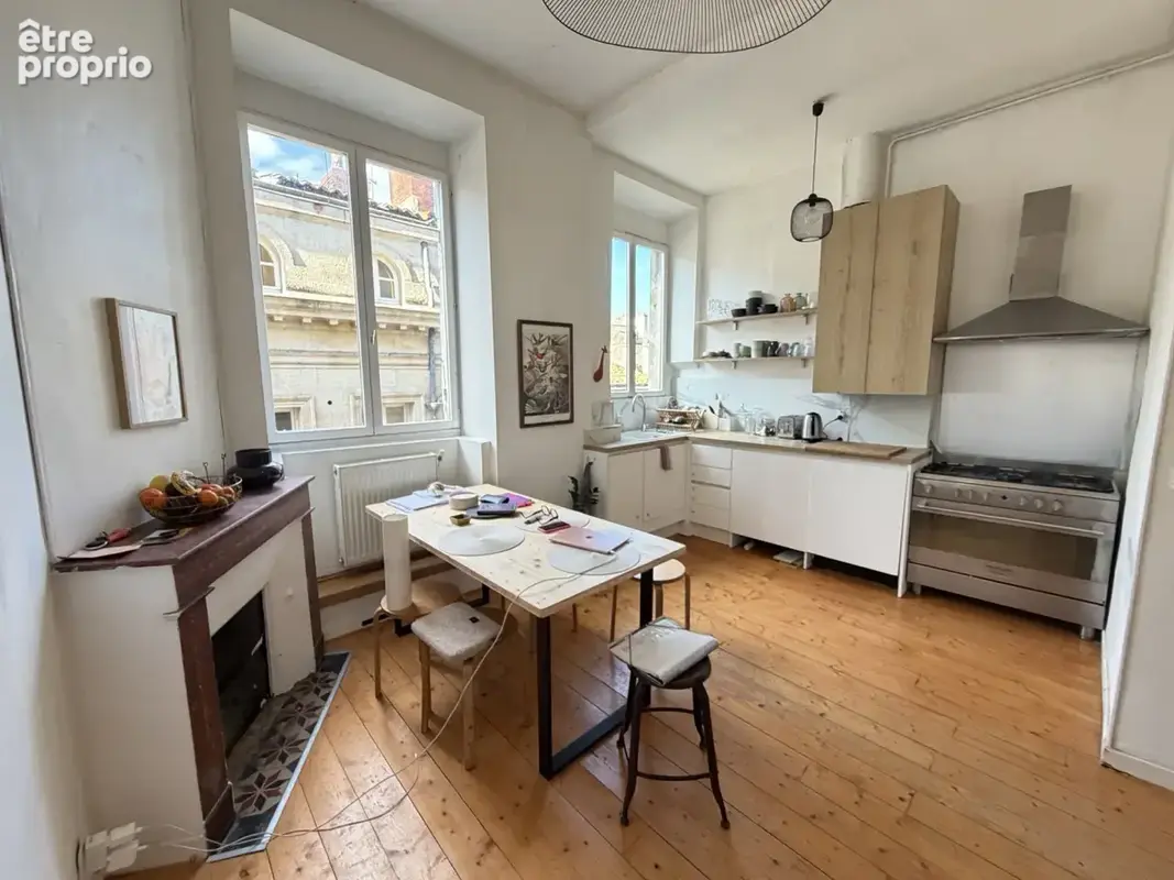Duplex de charme au dernier étage - Emplacement prestigieux au coeur de Bordeaux - photo 5