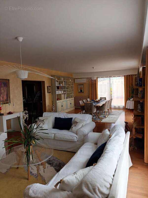 Appartement à MONTCEAU-LES-MINES