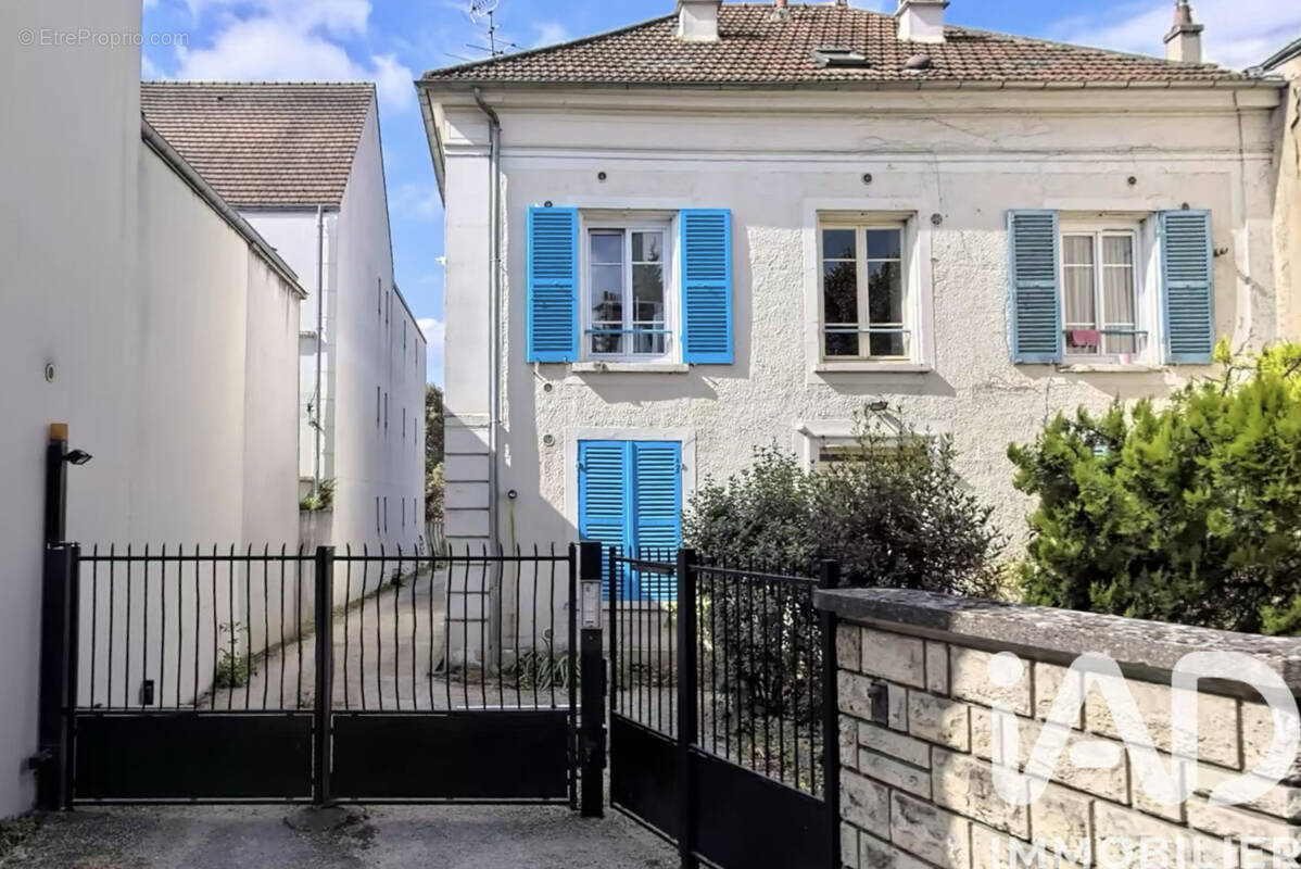 Photo 1 - Appartement à SAVIGNY-SUR-ORGE