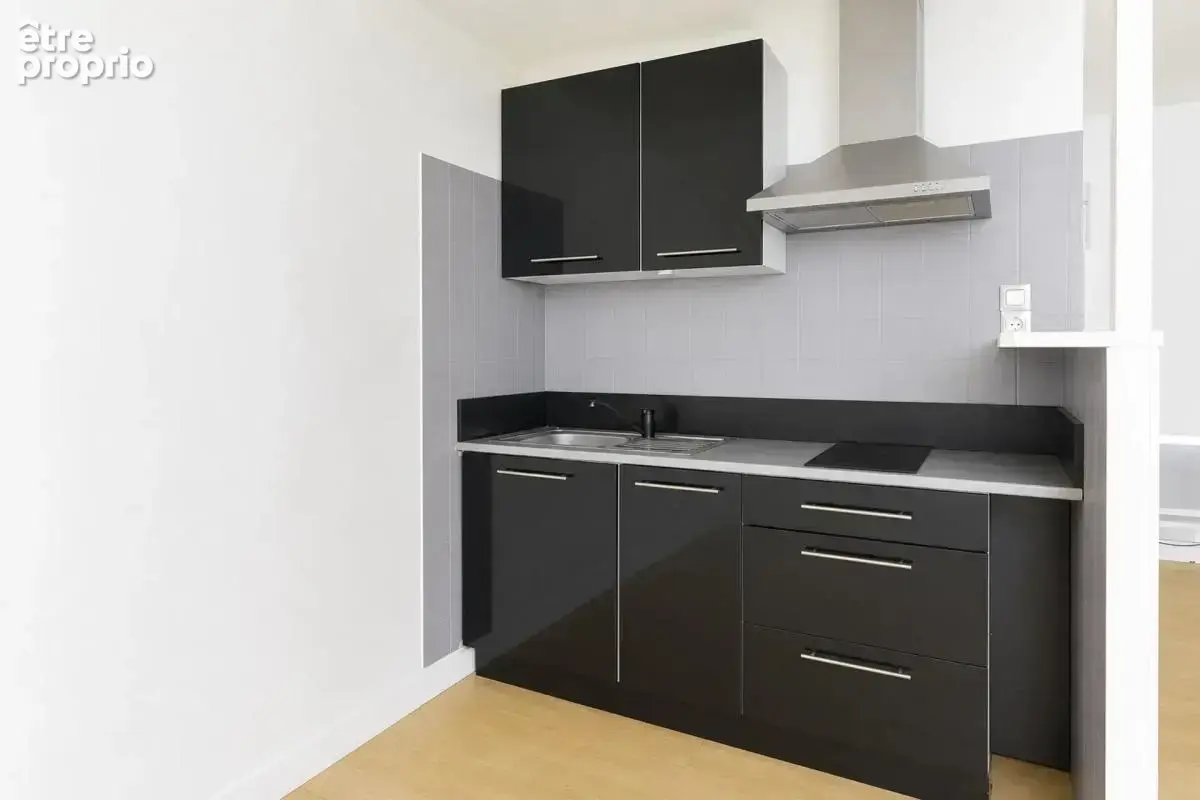 T2 de 33 m²  à Nantes Centre, quartier Kervegan - photo 3