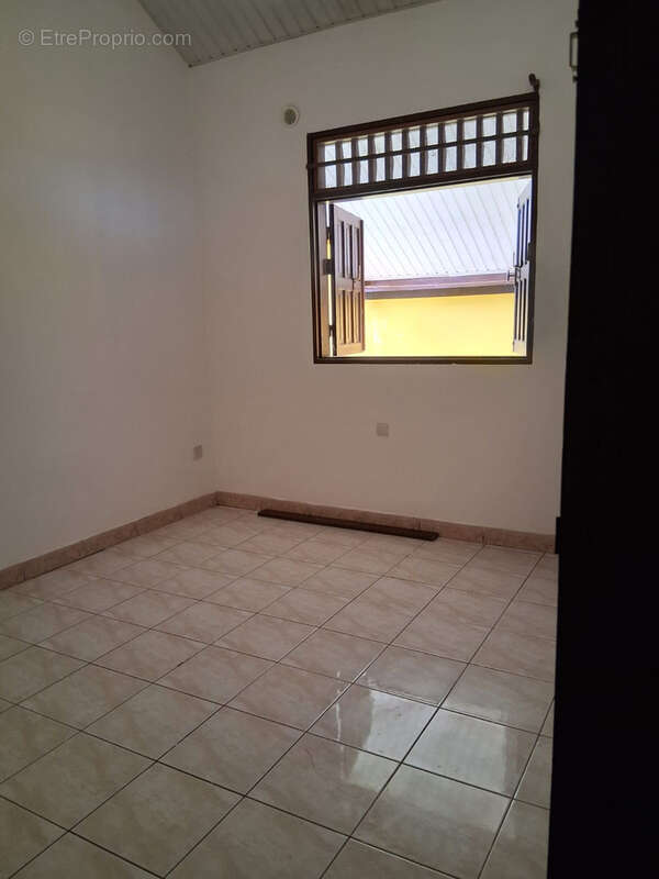 Appartement à ROURA