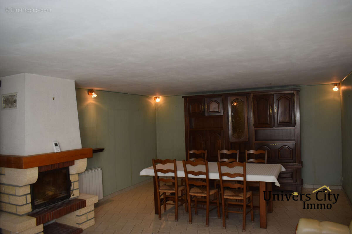 Maison à SAINT-SEBASTIEN-SUR-LOIRE