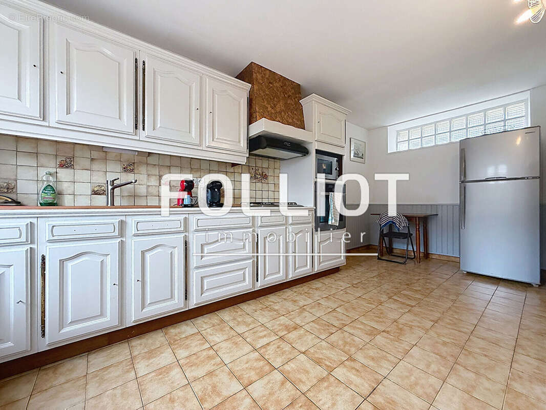 A VENDRE Maison 4 pièces à vendre à Heugueville-sur-Sienne - photo 3