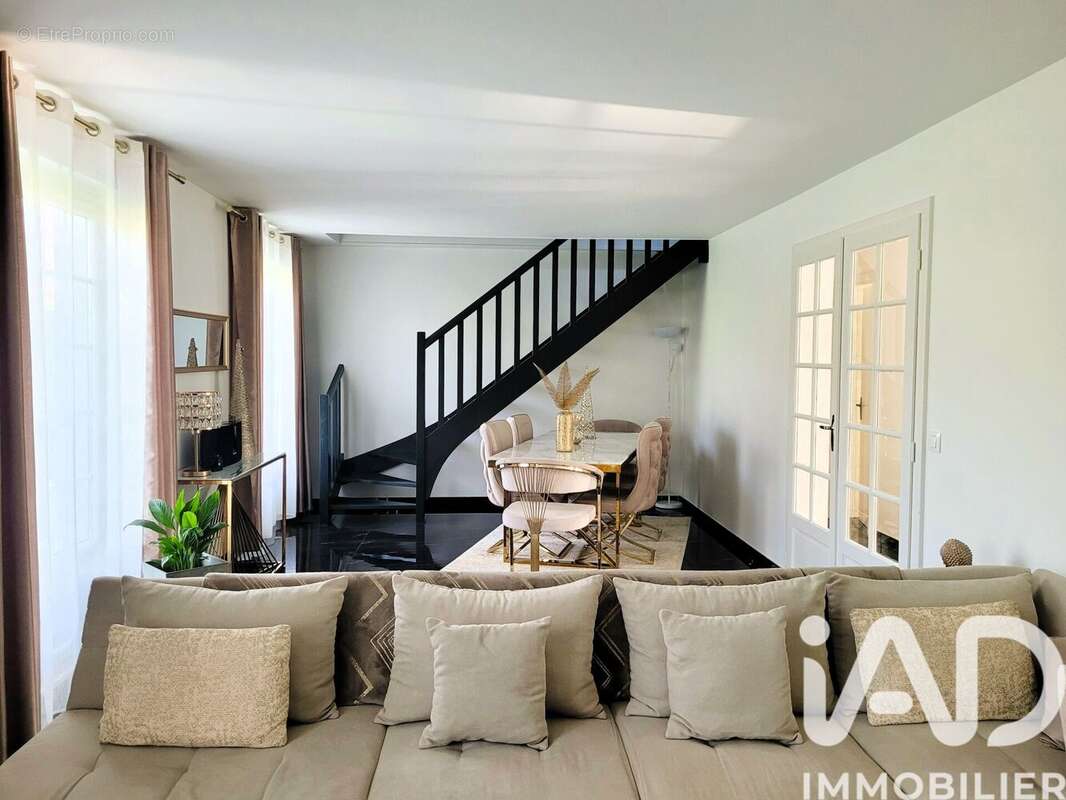 Photo 5 - Maison à CERNAY-LA-VILLE