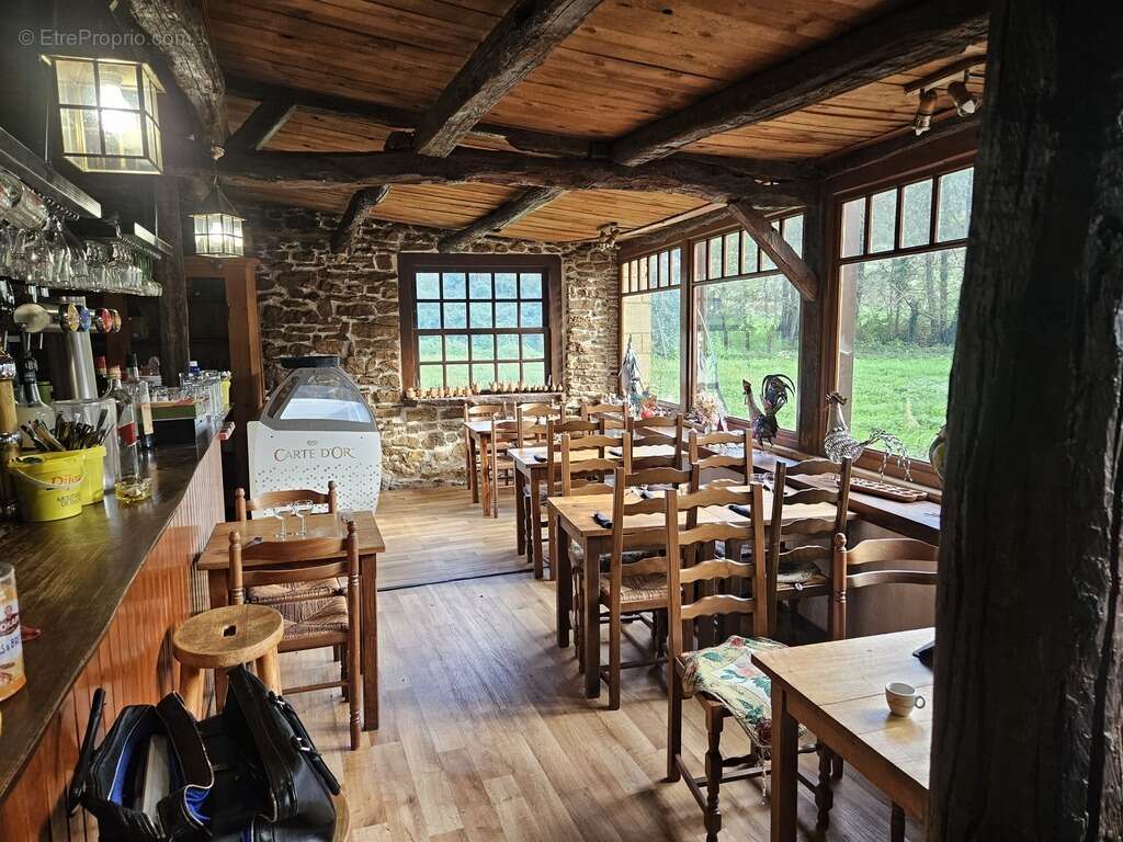 Commerce à SAINT-FRONT-SUR-LEMANCE