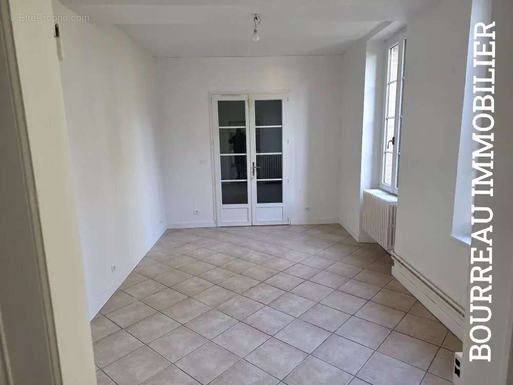 Maison à CHASSY