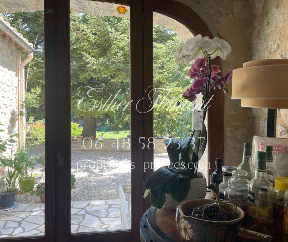 Mas avec chambres d'hôtes - photo 12