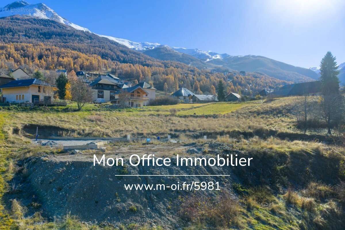 Terrain à LES ORRES