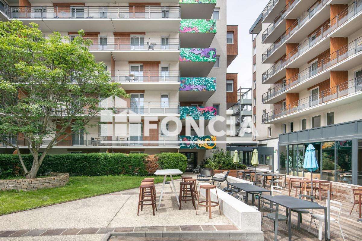 Vente - Appartement en résidence services - 3 pièces - 52,38 m² - photo 19