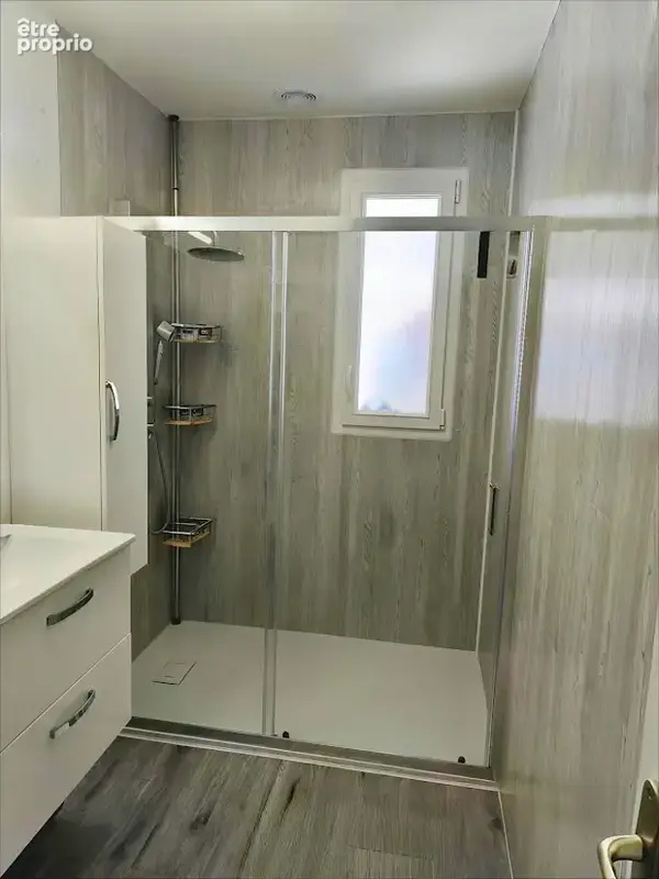 Maison avec véranda   Centre-ville d’Anglade (33390) - photo 15
