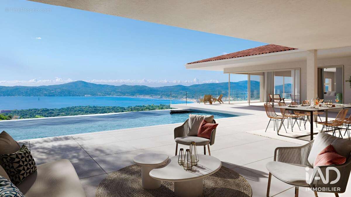 Photo 2 - Maison à GRIMAUD