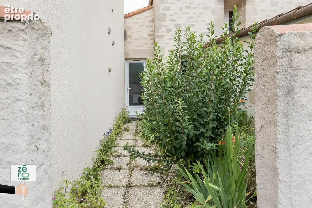 Maison familiale en pierre avec 4 chambres, bureau, garage et potentiel locatif à La Chaize-le-Vicomte - photo 22