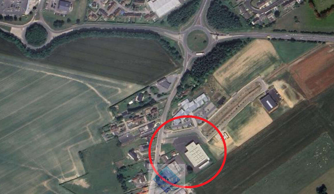 Commerce à WOINCOURT