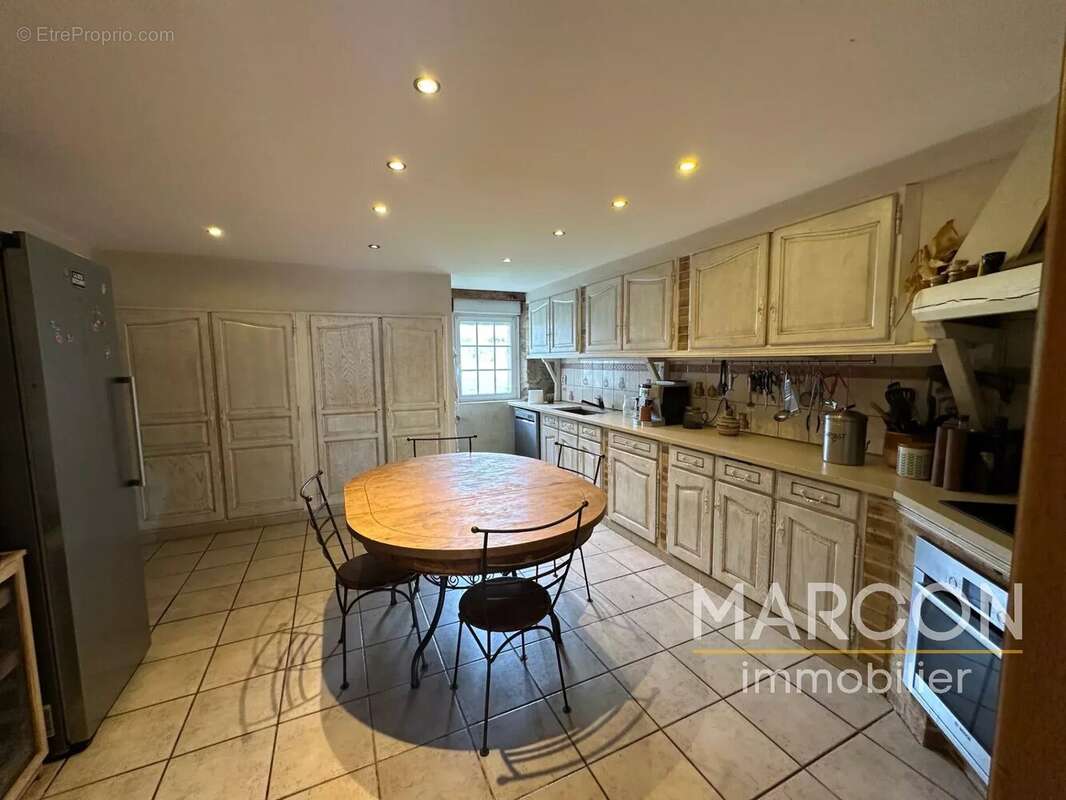 Maison à SAINT-AGNANT-DE-VERSILLAT