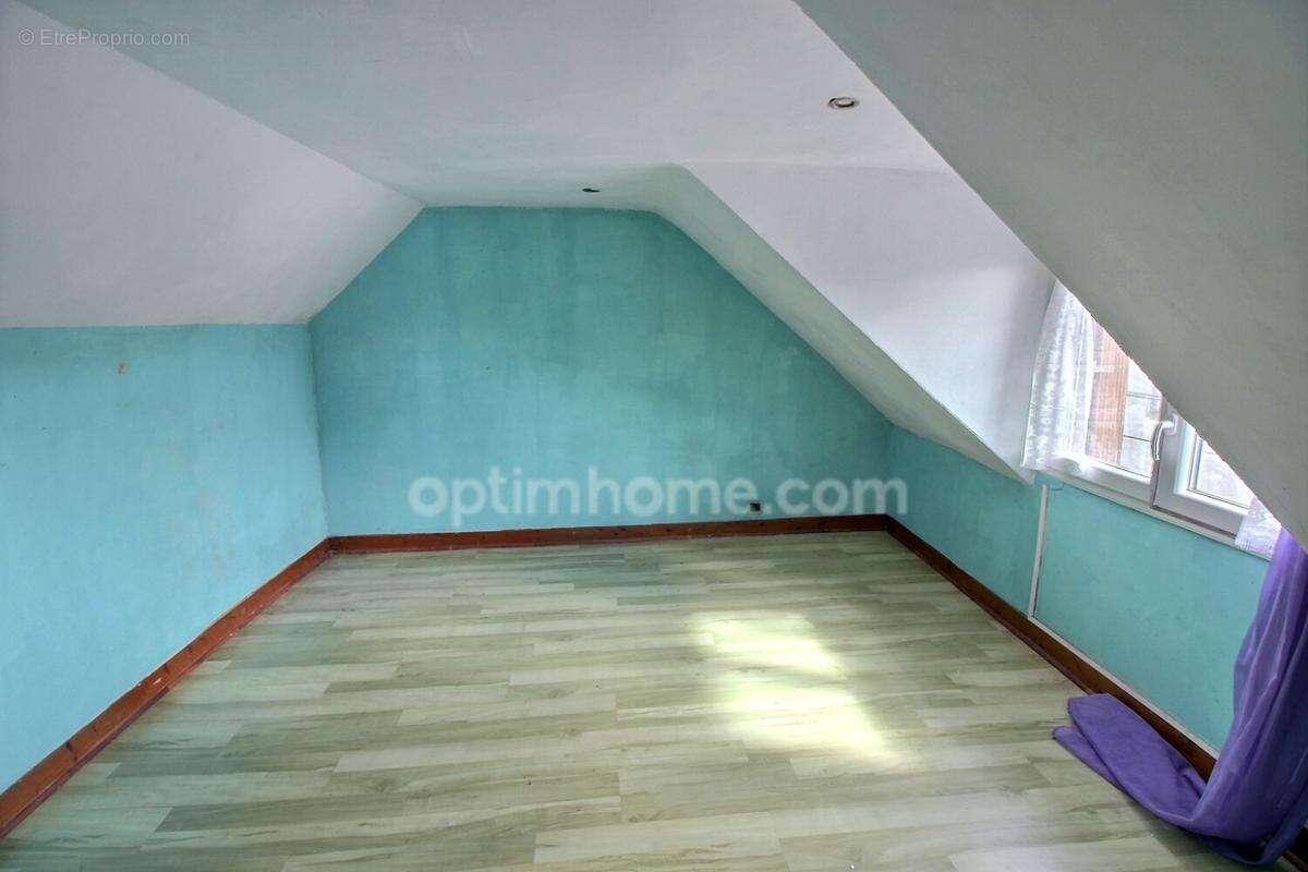 Maison 5 pièces de 100 m2 à vendre à MANTES LA VILLE (78) au prix de 237000 euros - photo 10