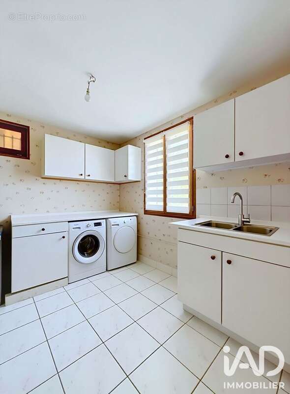 Maison 133 m² à Saint-Fargeau-Ponthierry  - photo 7