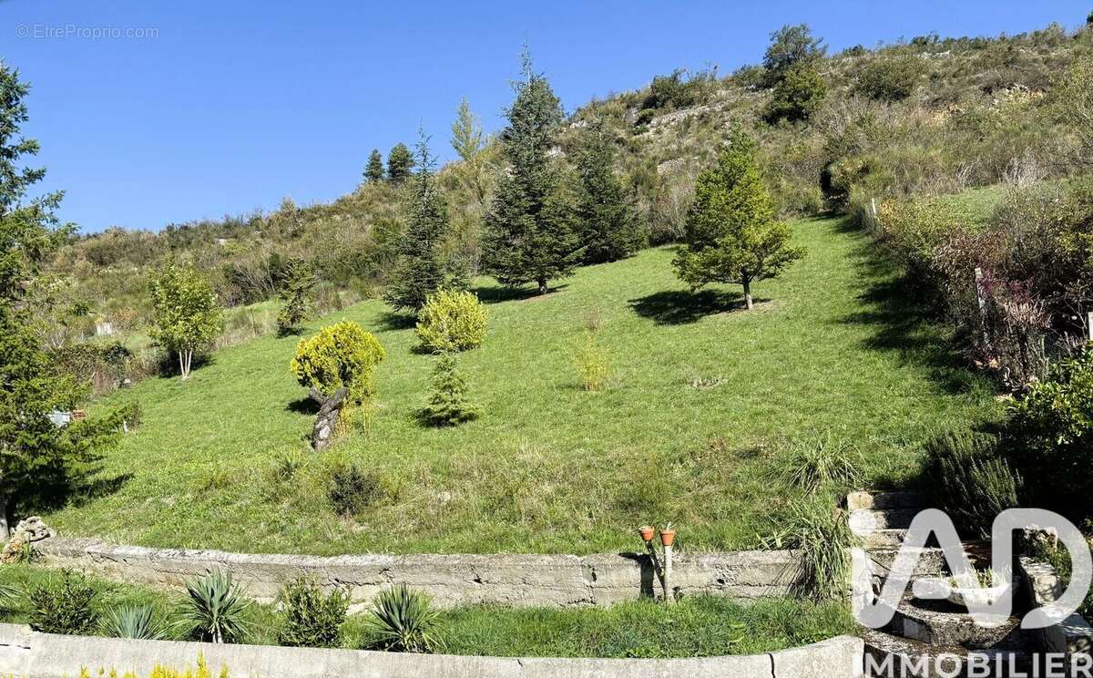 Maison 131 m² à Millau  - photo 8