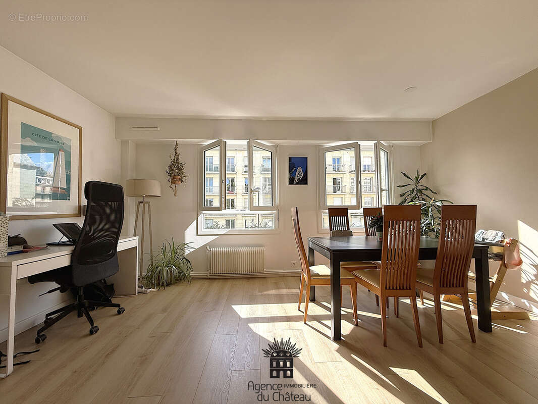 Appartement à VERSAILLES