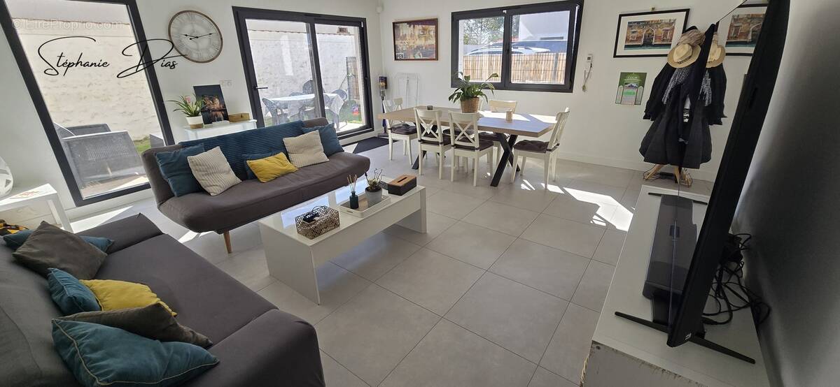 Maison à LA CHAPELLE-SAINT-MESMIN