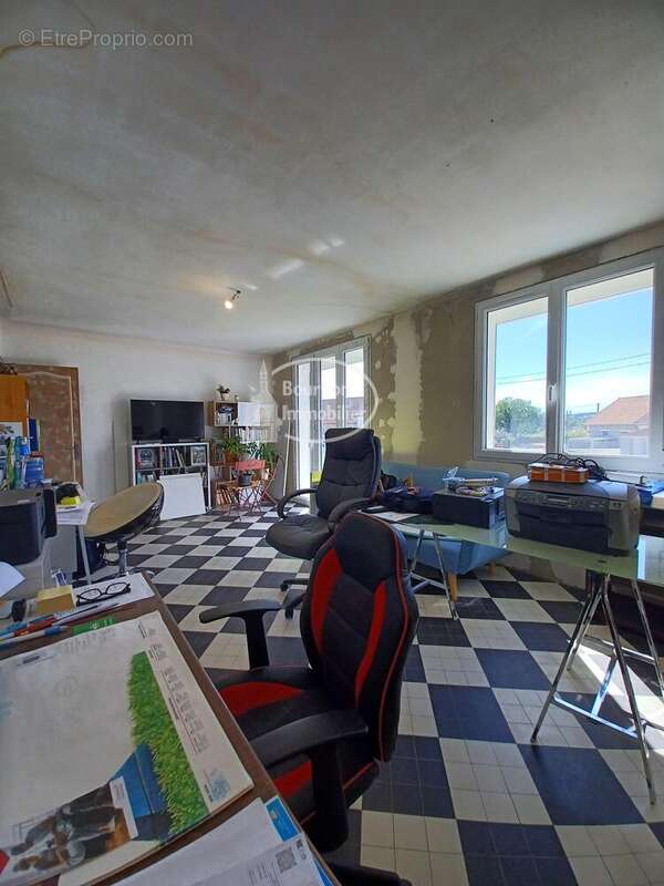 Maison 123 m² à Bourbon-Lancy  - photo 8