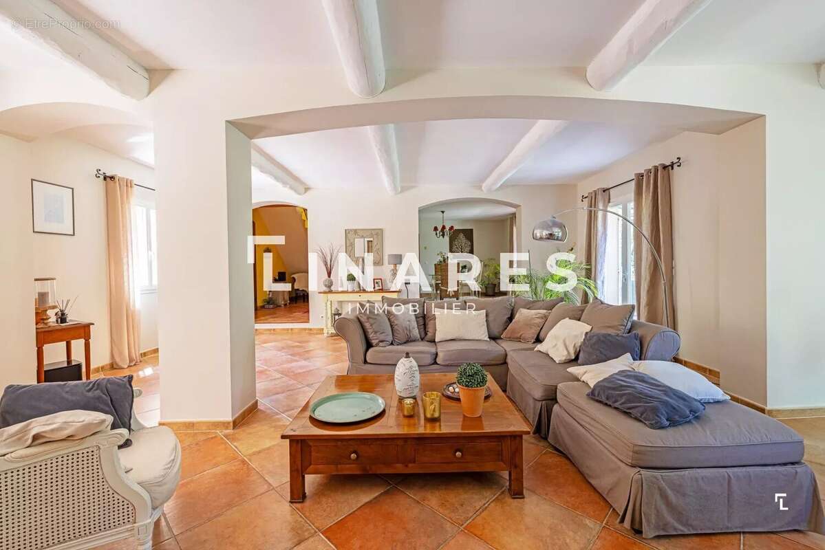 Maison à TRETS