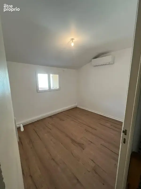 Immeuble Le Coteau 5 pièce(s) 61.84 m2, idéal investisseur - photo 8