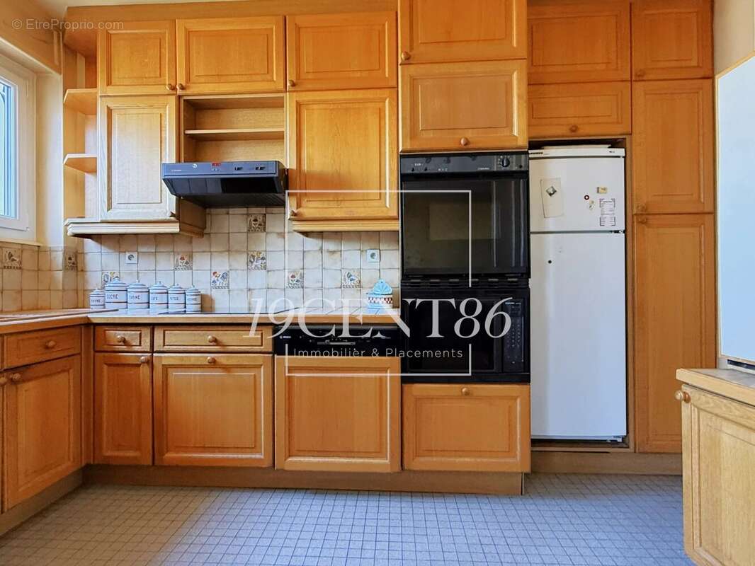 Appartement à LYON-8E