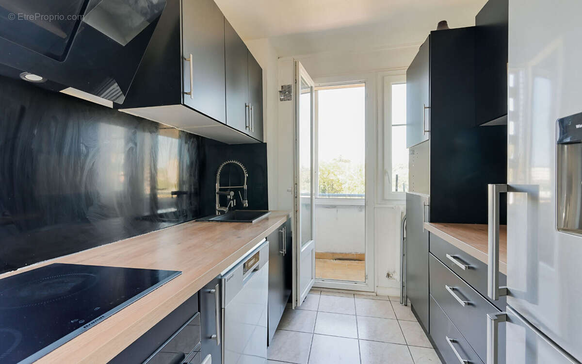 Appartement à LYON-9E