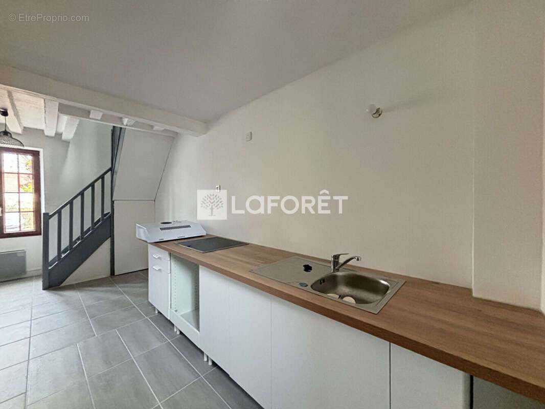 Maison à SAINT-MARTIN-LA-GARENNE