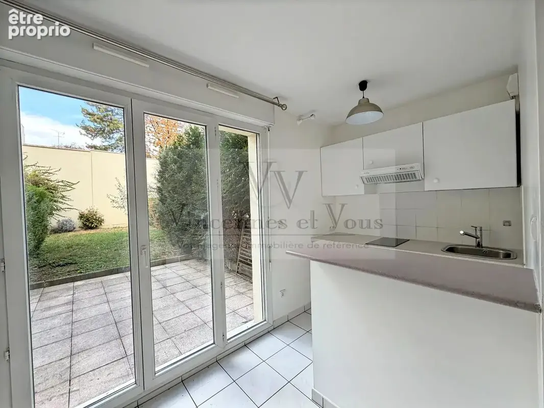 Studio 24.93m² en REZ DE JARDIN 100m² - photo 4