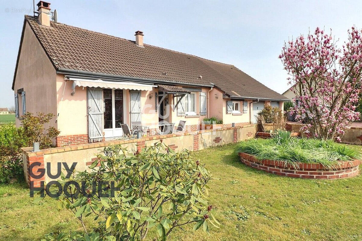 Maison à BERNAY