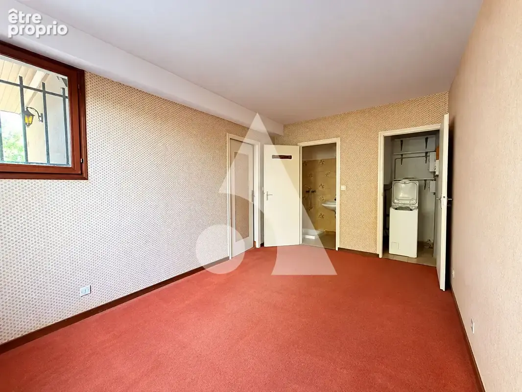 MOUXY  Maison mitoyenne avec jardin et beau potentiel - photo 11