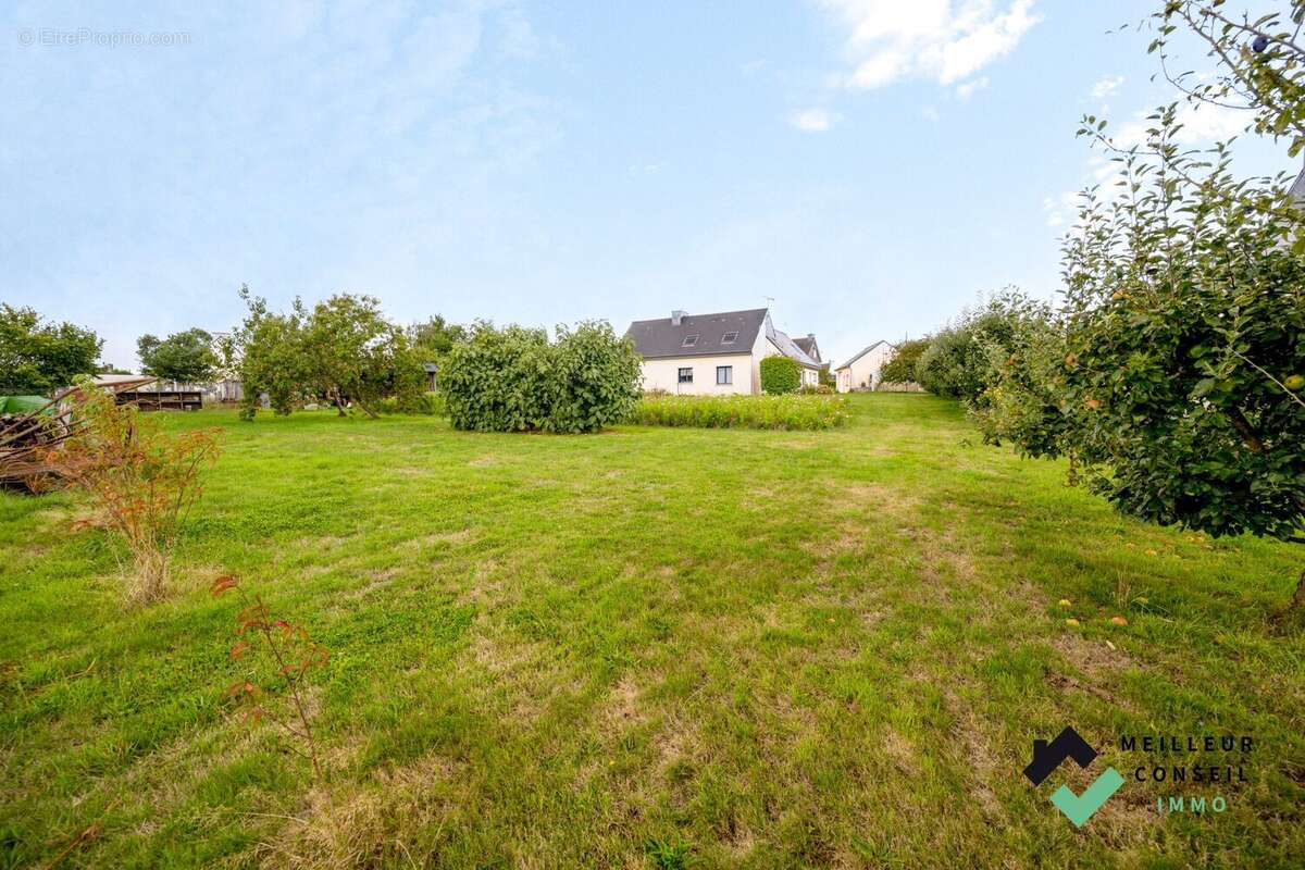 Maison à SAINT-JULIEN