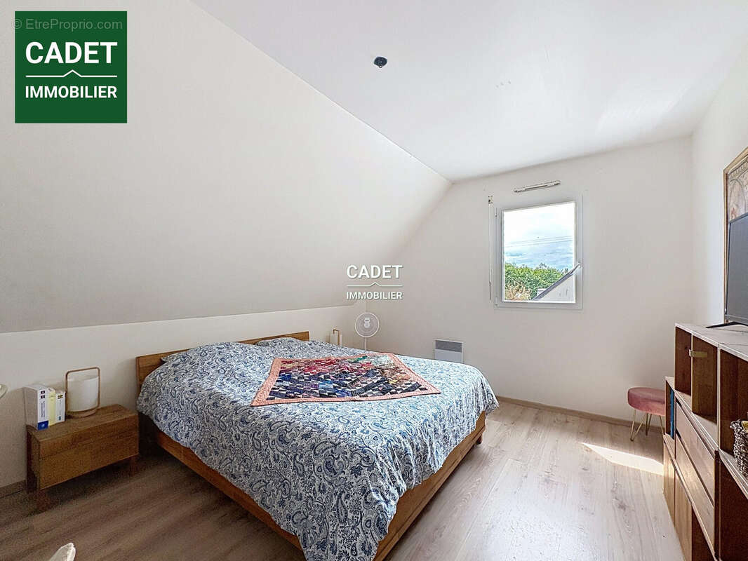 Maison 126 m² à Folligny  - photo 6
