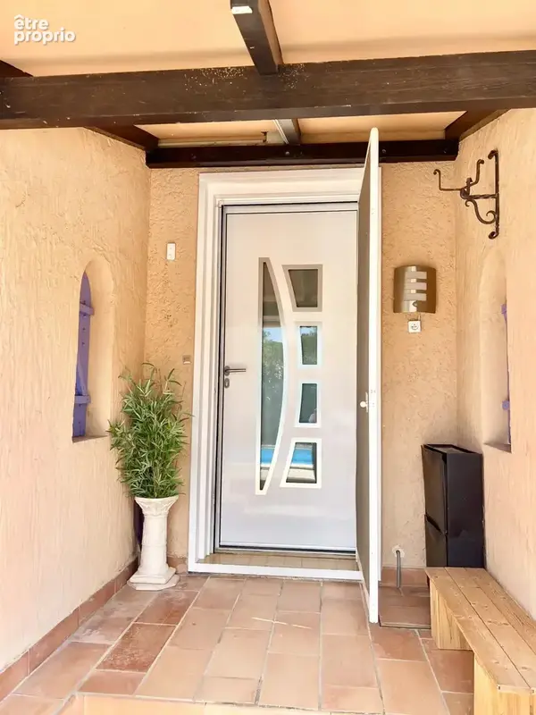 Villa T4 sur 1 200 m² de terrain avec piscine - photo 3