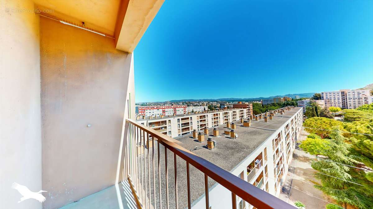 Appartement à MARSEILLE-10E